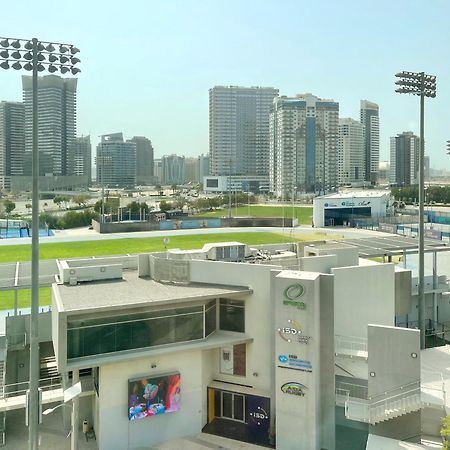 Emirates Sports Hotel, Dubai Sports City Exterior photo
