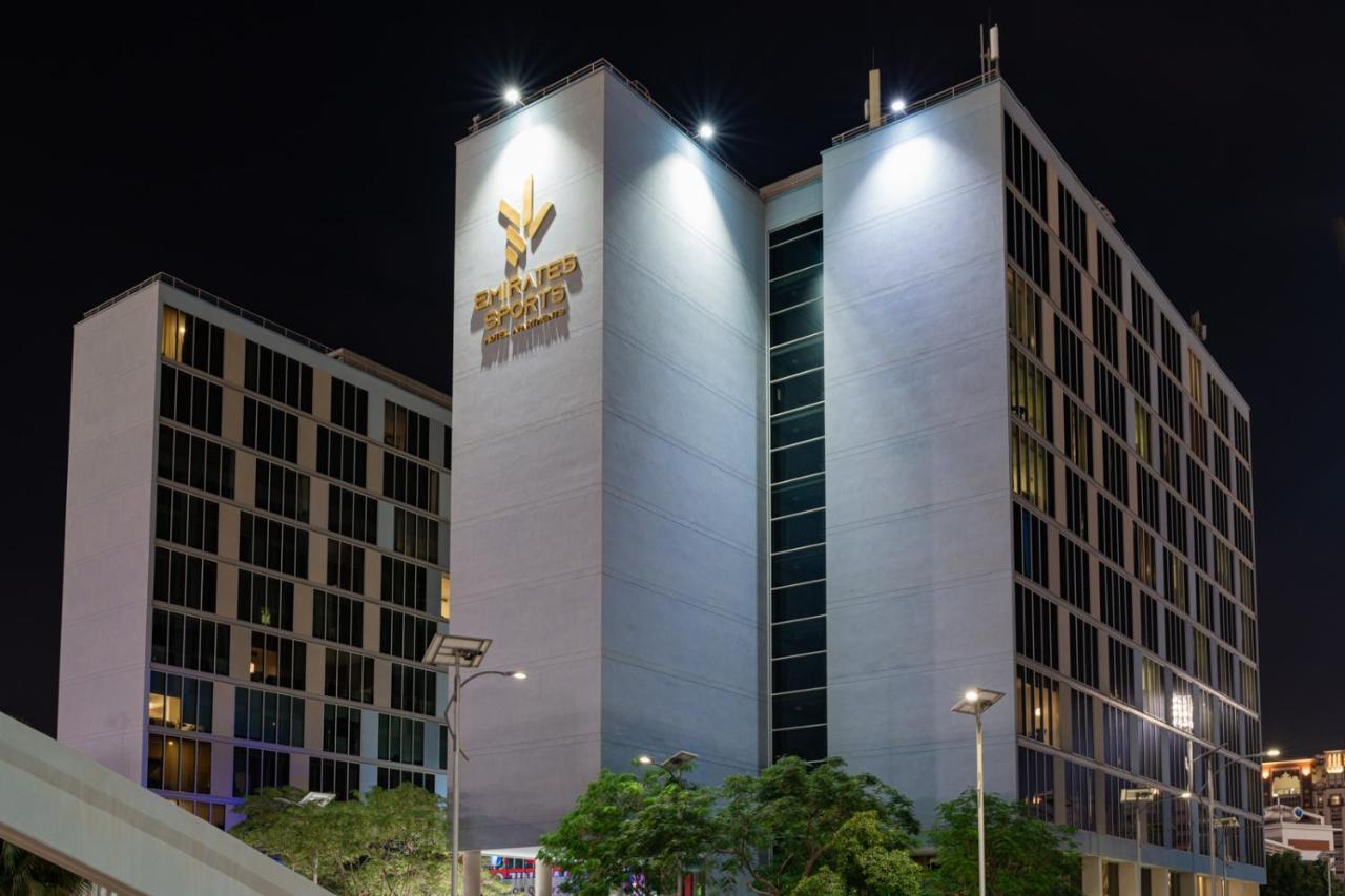 Emirates Sports Hotel, Dubai Sports City Exterior photo